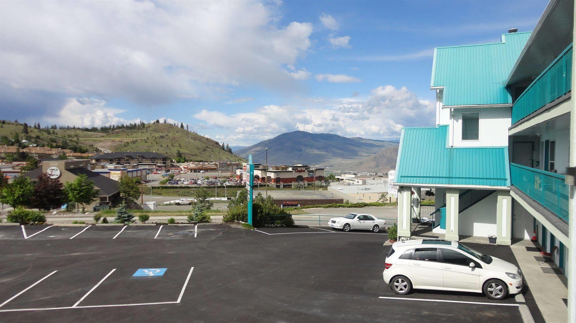 Alpine Motel Kamloops Esterno foto